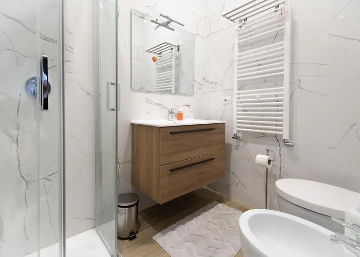 Garibaldi Isola - 80m From Garibaldi Station & 10min From Station Lejlighed Milano