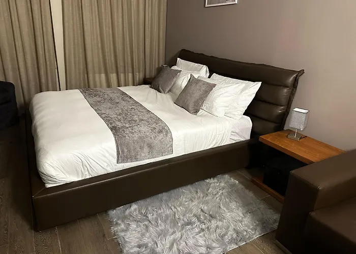 Bed & Breakfast Milhouse - Vitruvio Station 3*