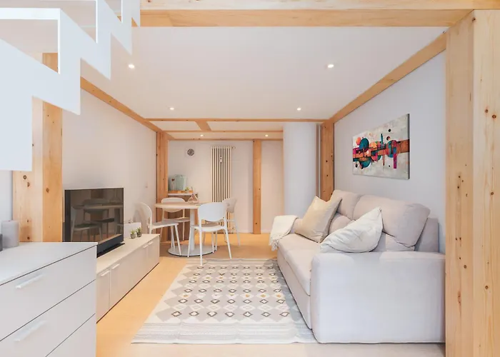 Daire Modern Loft In - Near Lodi Tibb Metro *
