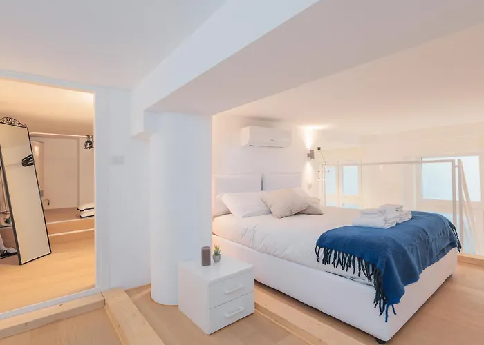 Apartment Modern Loft In - Near Lodi Tibb Metro *