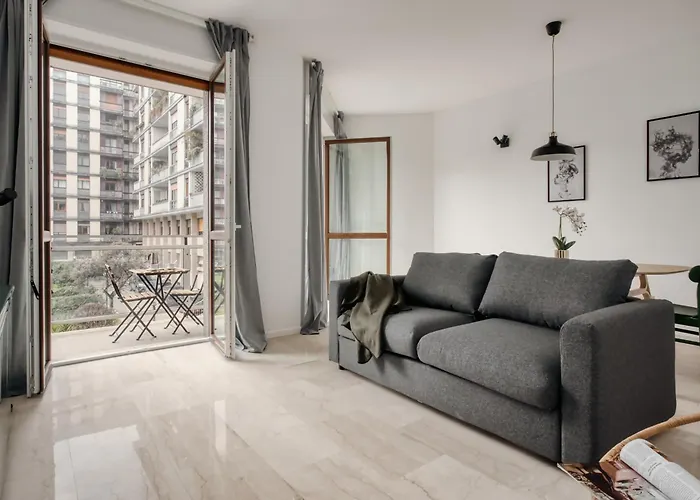 Joivy Beautiful And Modern With 2 Balconies