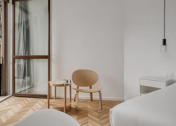 Joivy Beautiful And Modern With 2 Balconies Milano