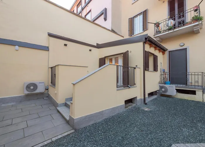 Luxury - Flumendosa 5 Milano