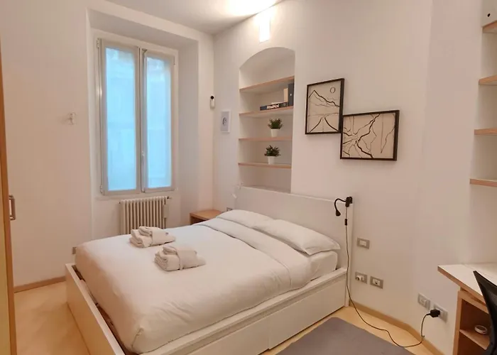 Center In Shopping And Living Area With Ac, Wifi, Steps From M1 And Airport And Fiera Link Appartement