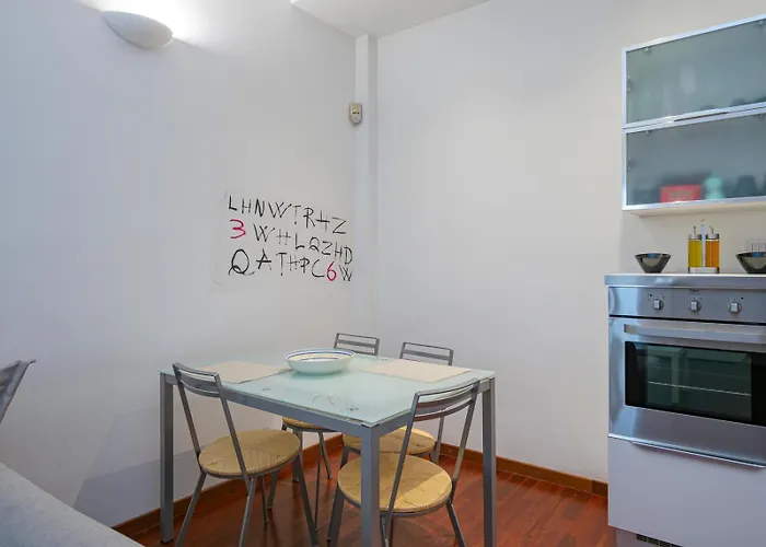 Lovely Two-room In Loreto