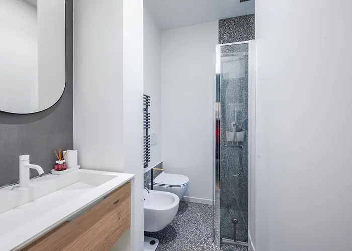 2 Min Metro - Modern Design In Porta Venezia