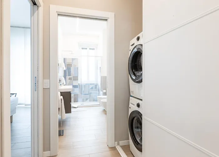 Certosa Enchanting With Balcony - Collection Apartmán