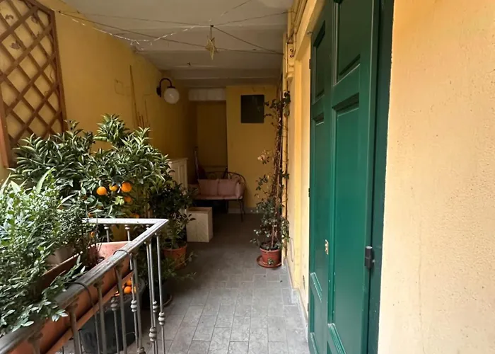 La Vie En Rouge - Porta Venezia *