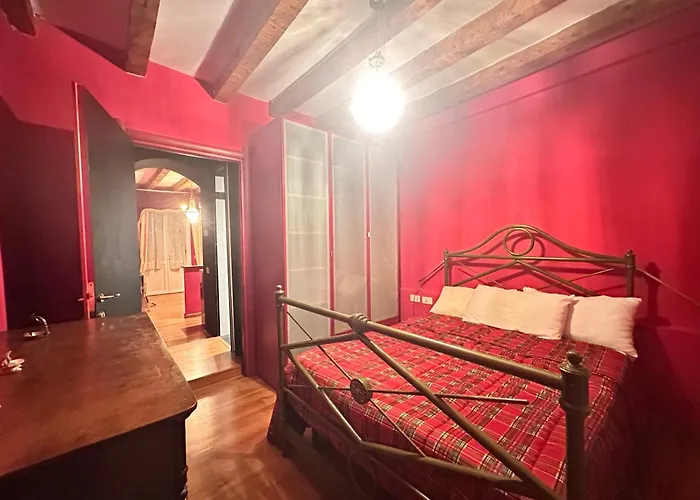 La Vie En Rouge - Porta Venezia דירה *