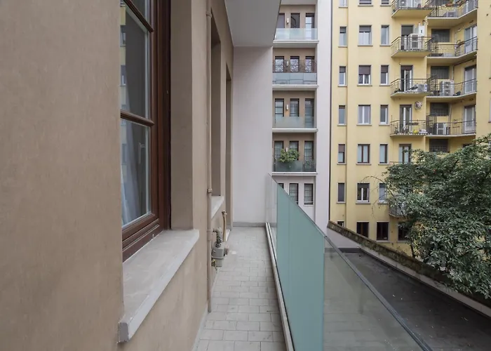 & Modern Porta Vittoria-duomo By Rentopolis شقة ميلان