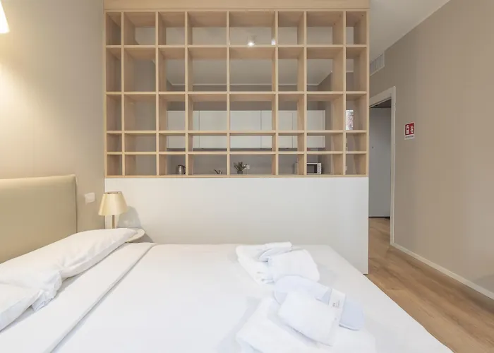 & Modern Porta Vittoria-duomo By Rentopolis شقة