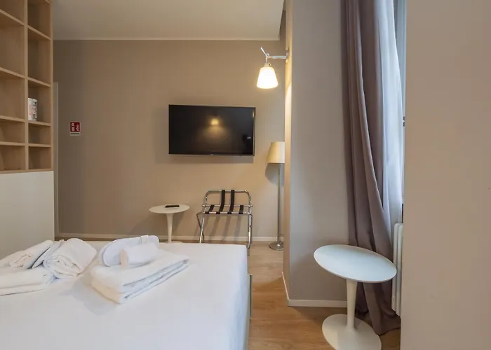 شقة & Modern Porta Vittoria-duomo By Rentopolis