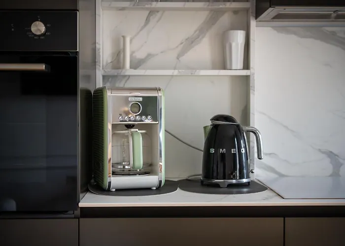 Appartement La Casa Di Gylda - San Siro 2br Design - Walk To Stadium & M5 Milaan