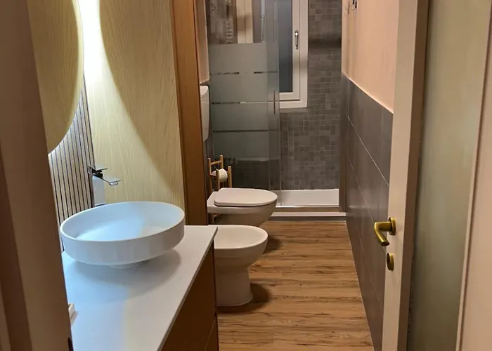 Charme And Cozy 3 Km Away From Duomo Appartement