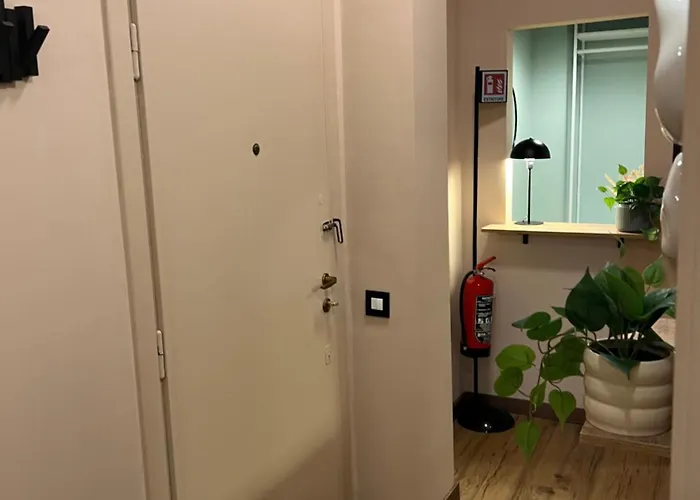 Appartement Charme And Cozy 3 Km Away From Duomo