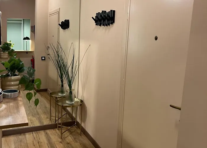 Charme And Cozy 3 Km Away From Duomo *