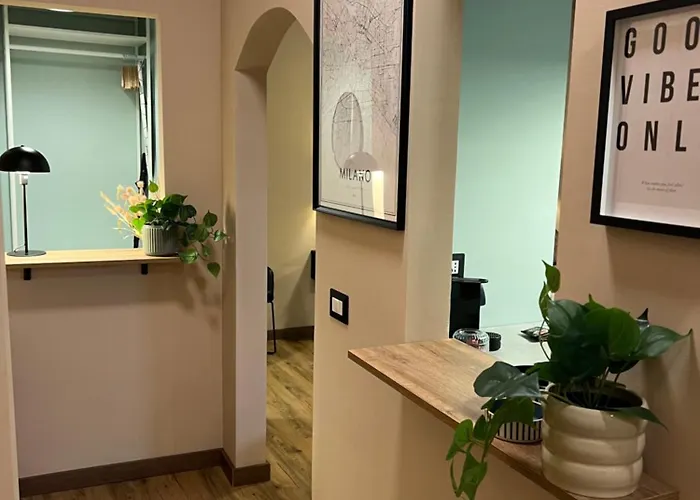 Charme And Cozy 3 Km Away From Duomo Appartement