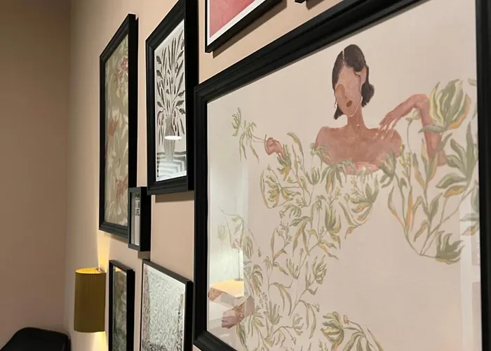 Charme And Cozy 3 Km Away From Duomo