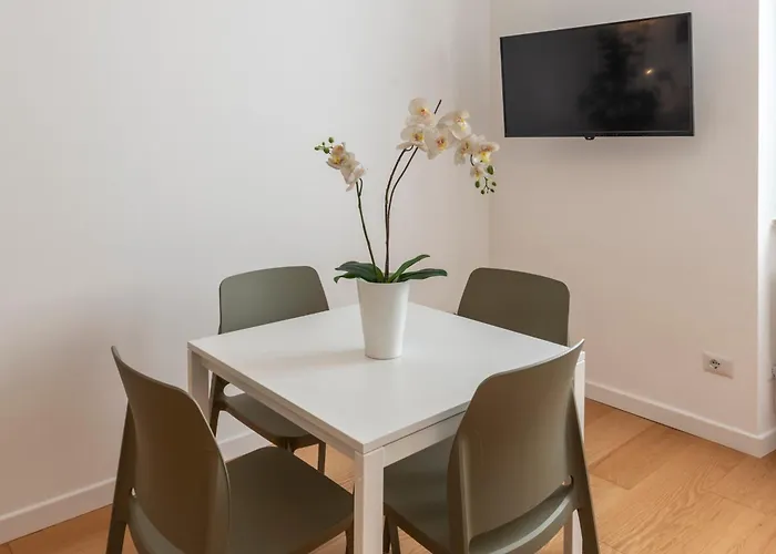 Stayeasy Fondazione Prada 3p - Center In 15 Mins מילאנו