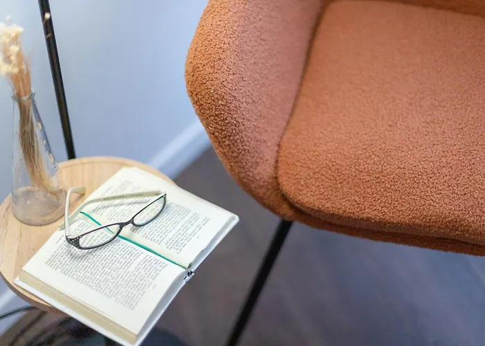 Stayeasy Fondazione Prada 3p - Center In 15 Mins דירה