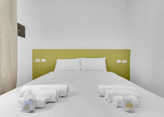 Stazione Moderno * Milan