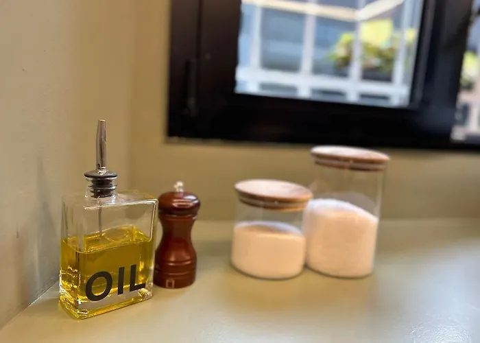 Tree House - Stylish Loft In The Heart Of *