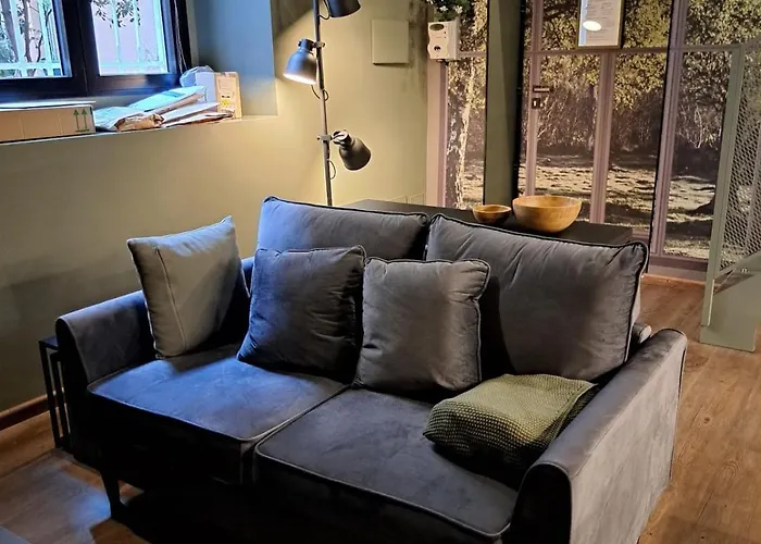 Tree House - Stylish Loft In The Heart Of