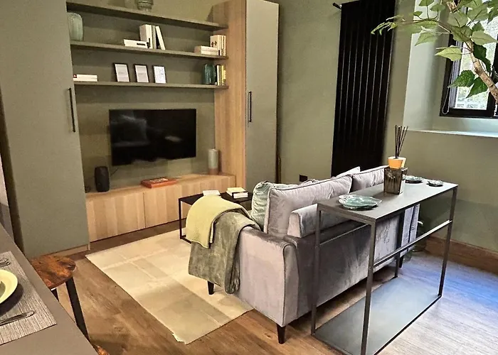 아파트 Tree House - Stylish Loft In The Heart Of 밀라노