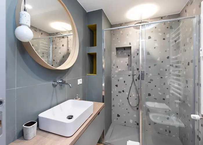 Magnoliaapartments - 11 Manara Center