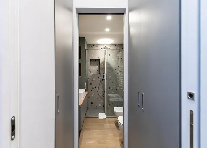 Magnoliaapartments - 11 Manara Center