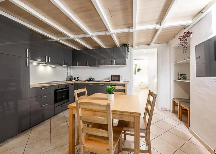 شقة Verdi's Nest - Loft With Wifi And Ac