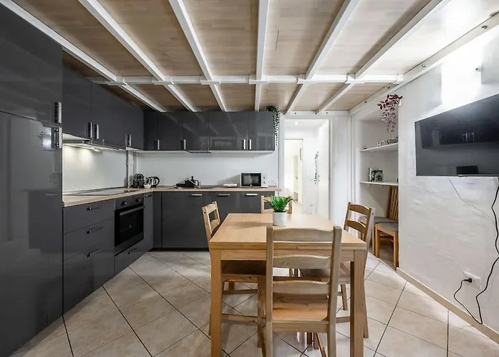 Verdi's Nest - Loft With Wifi And Ac * ميلان