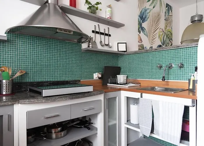 Youhosty - Savona108 * Mediolan