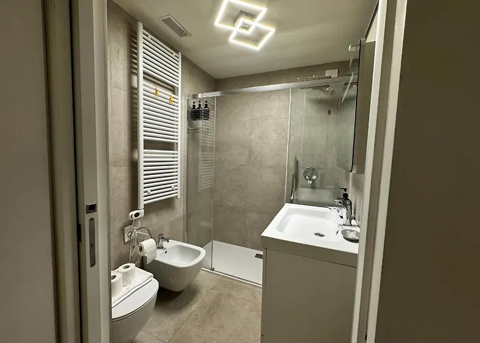 Macchi 61 - Station Apartment