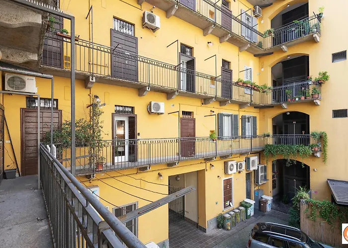 Nido Milanese - Bocconi, Navigli, Duomo * Milán