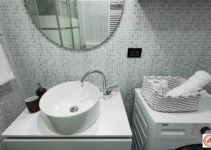 Nido Milanese - Bocconi, Navigli, Duomo Daire *