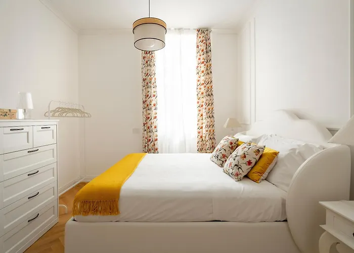 Santa Tecla Living Ruggero Di Lauria 2 Appartement