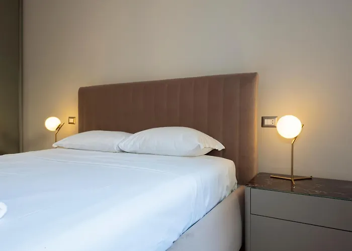 شقة Big Close To Bocconi / Humanitas / Ieo