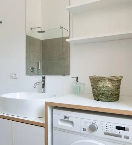 Apartamento Youhosty - Garibaldi72 Milão