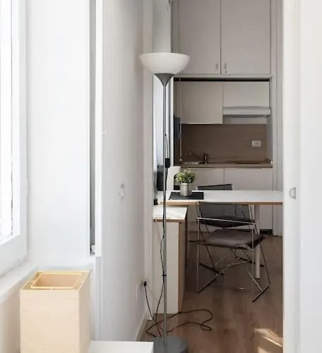 Youhosty - Garibaldi72 Milão