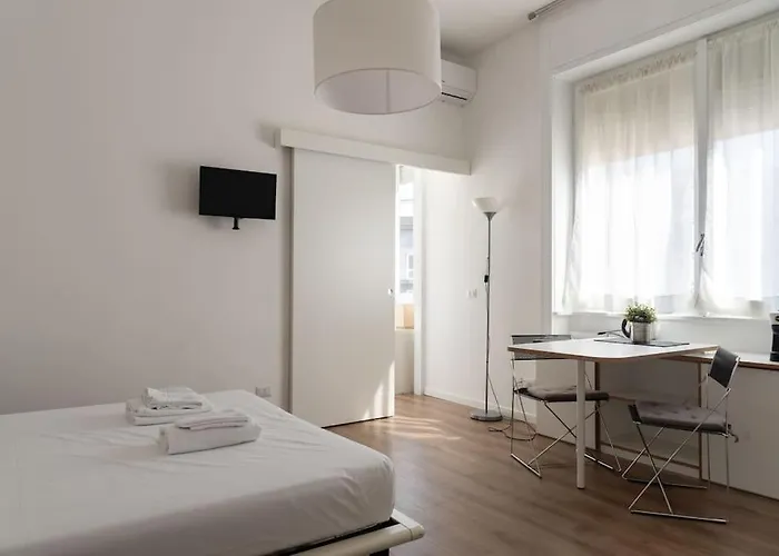 Youhosty - Garibaldi72 Apartamento Milão