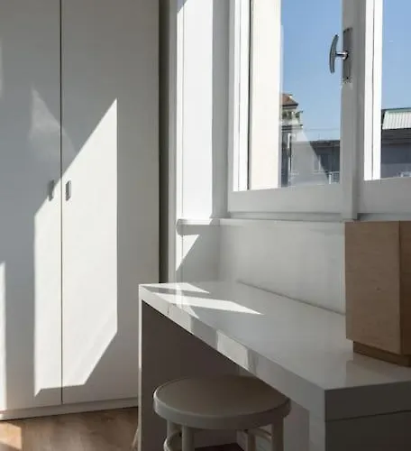 Youhosty - Garibaldi72 Milão