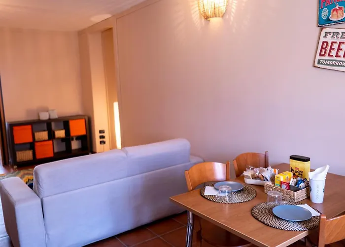 Casa Bonnie, Nuovo Accogliente Nel Centro Di 別荘 *