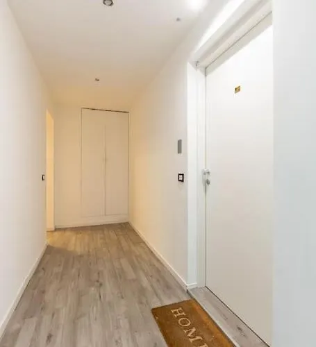 Lägenhet 2 Minutes From Station-exclusive Open Space Milano