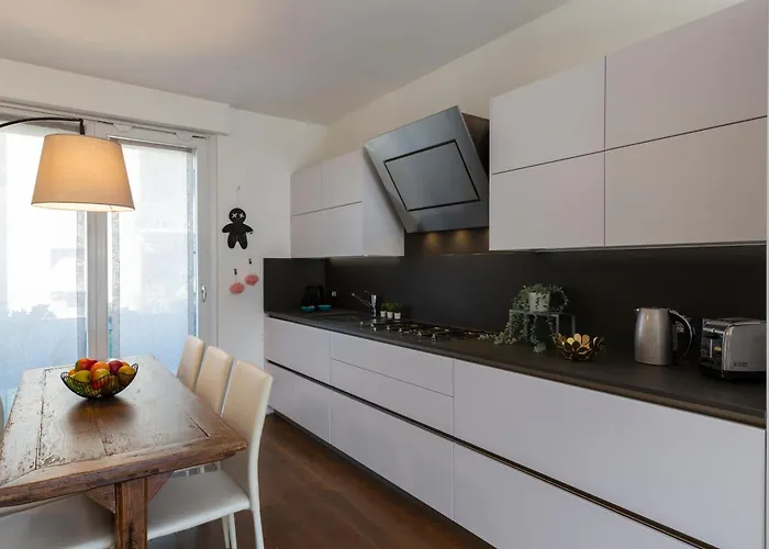 Edolo Terrace Apartment *