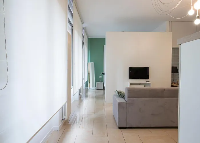 Youhosty - Via Savona 70 شقة *