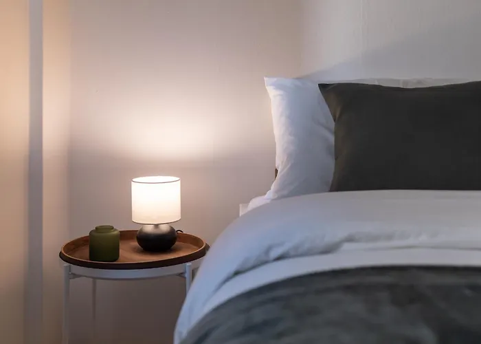 Appartamento [8 Min Dalla Metro] Casa Elegante Con Netflix E Wifi *