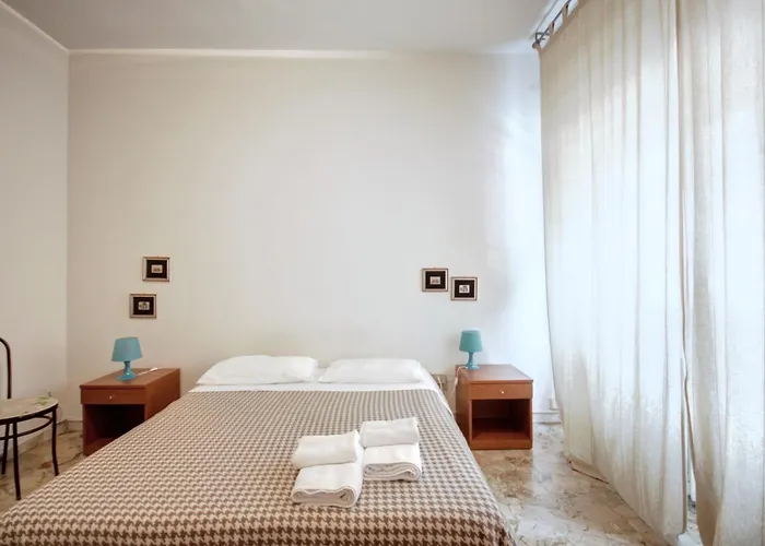 Milanrentals - Teodorico Apartmán *