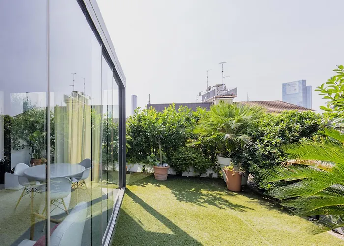 Easylife - - Schiaparelli 2 - * Милан