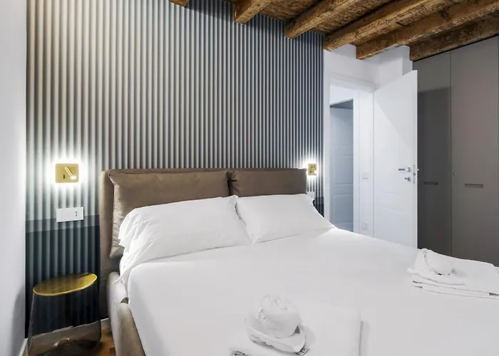 Easylife - - Castaldi 26 P1s - Porta Venezia *